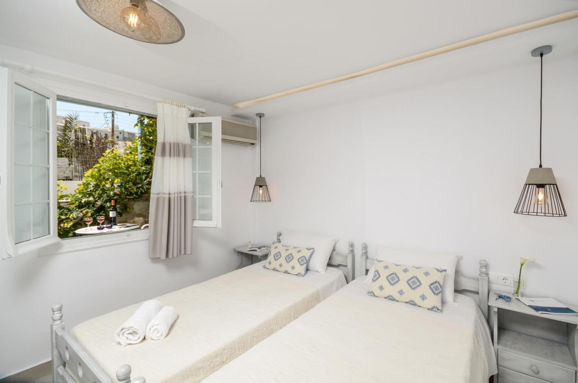 Sofi Pension Naxos City Bagian luar foto