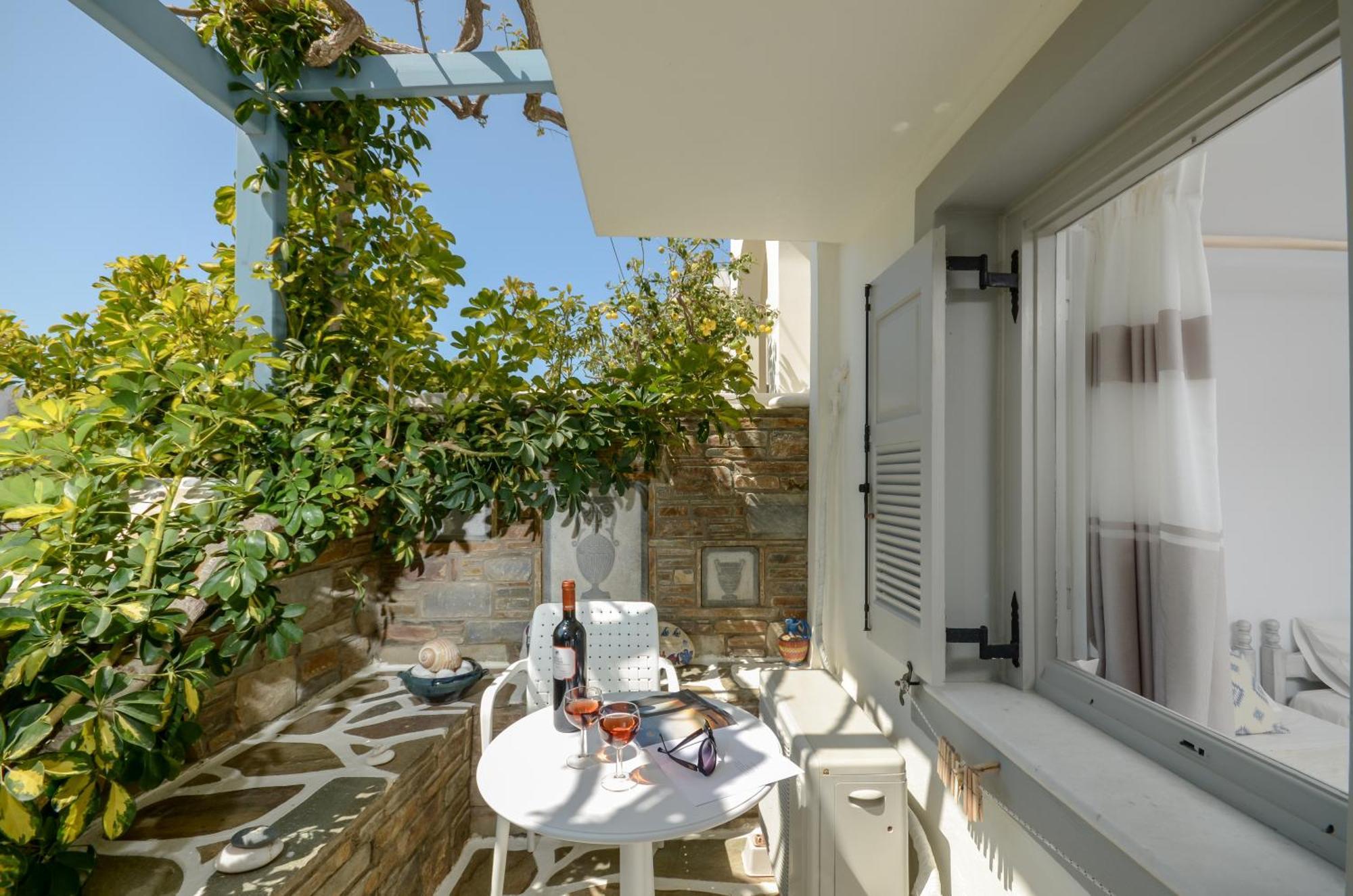 Sofi Pension Naxos City Bagian luar foto