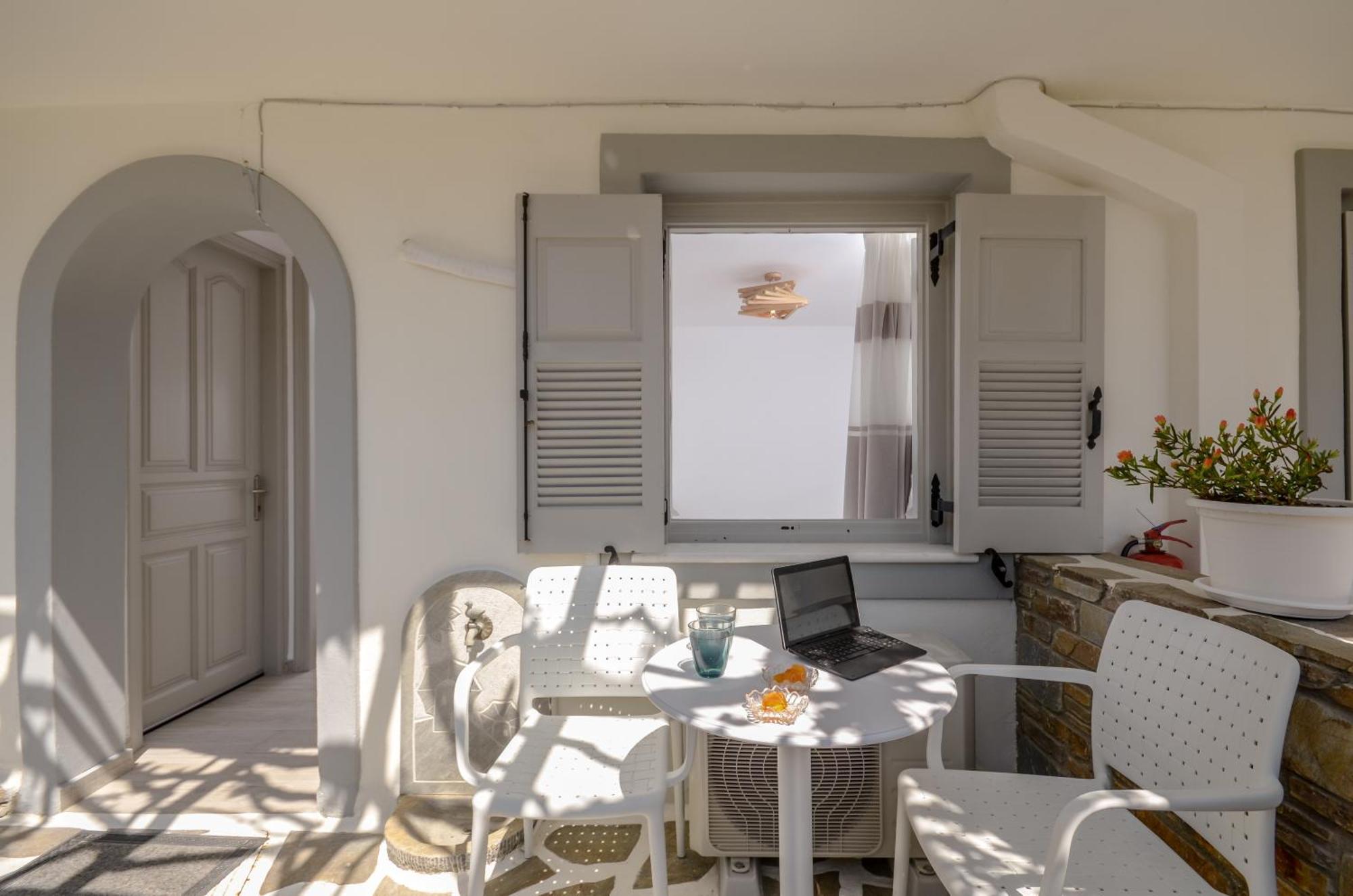 Sofi Pension Naxos City Bagian luar foto