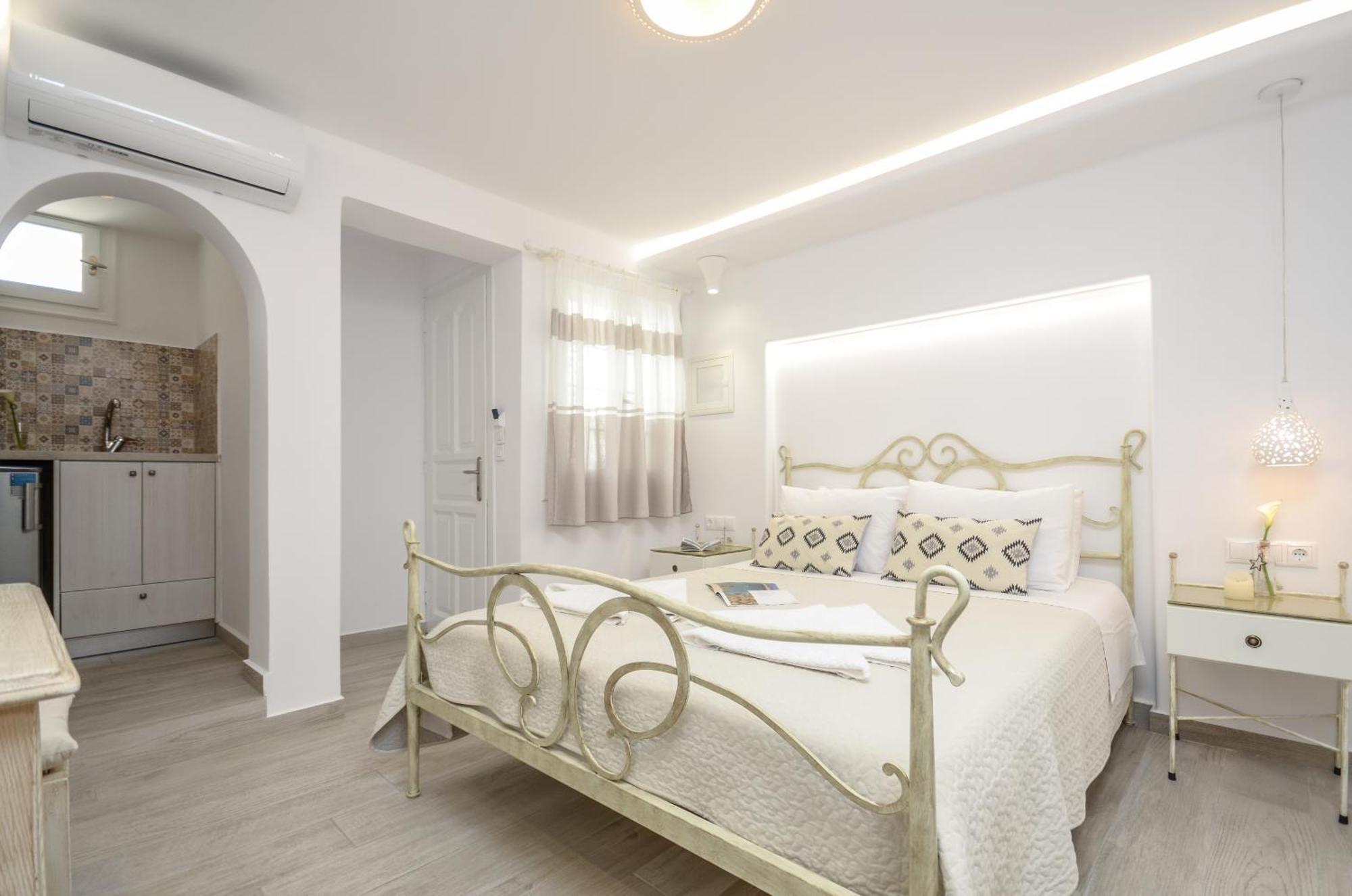 Sofi Pension Naxos City Bagian luar foto
