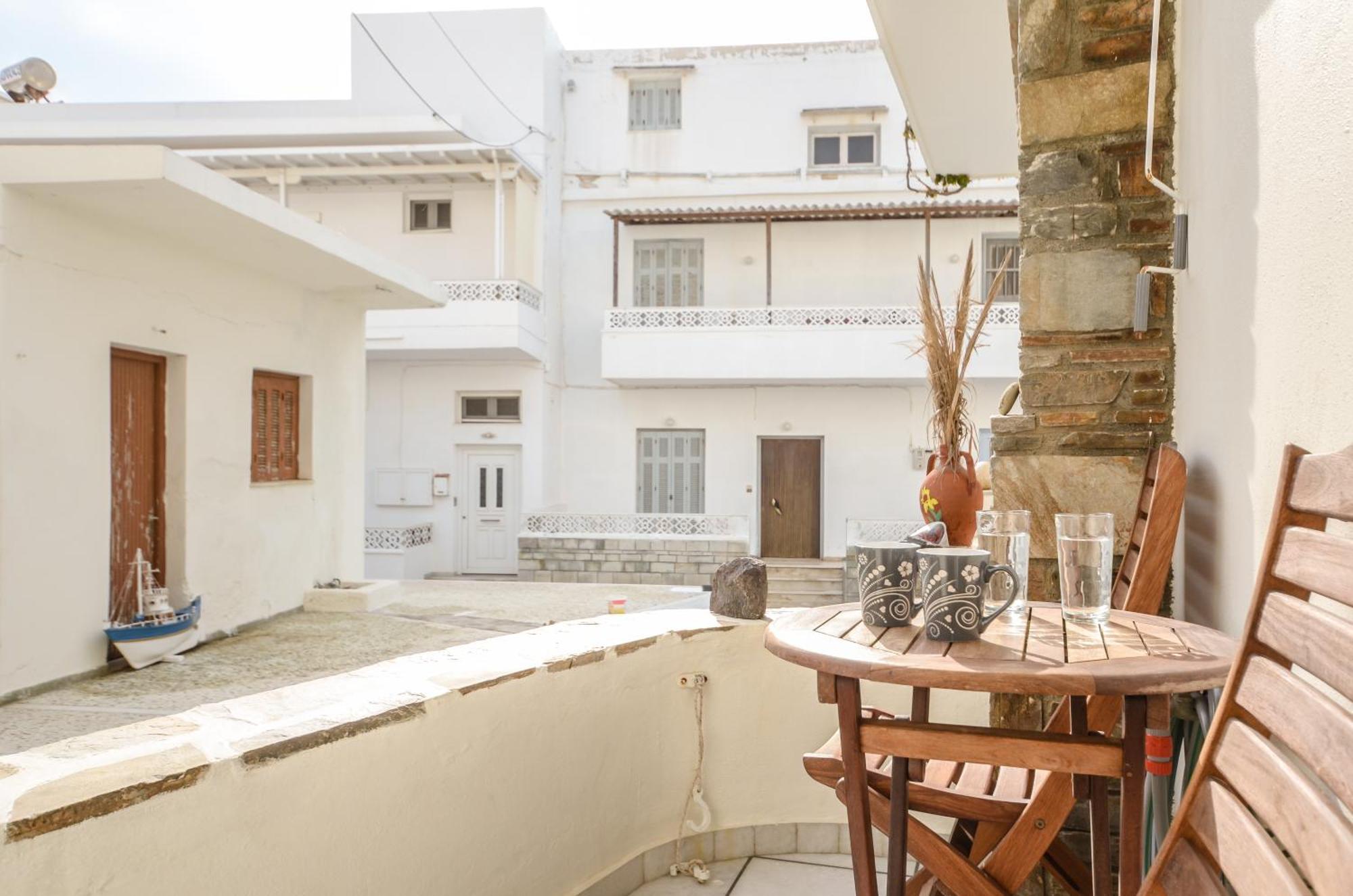 Sofi Pension Naxos City Bagian luar foto