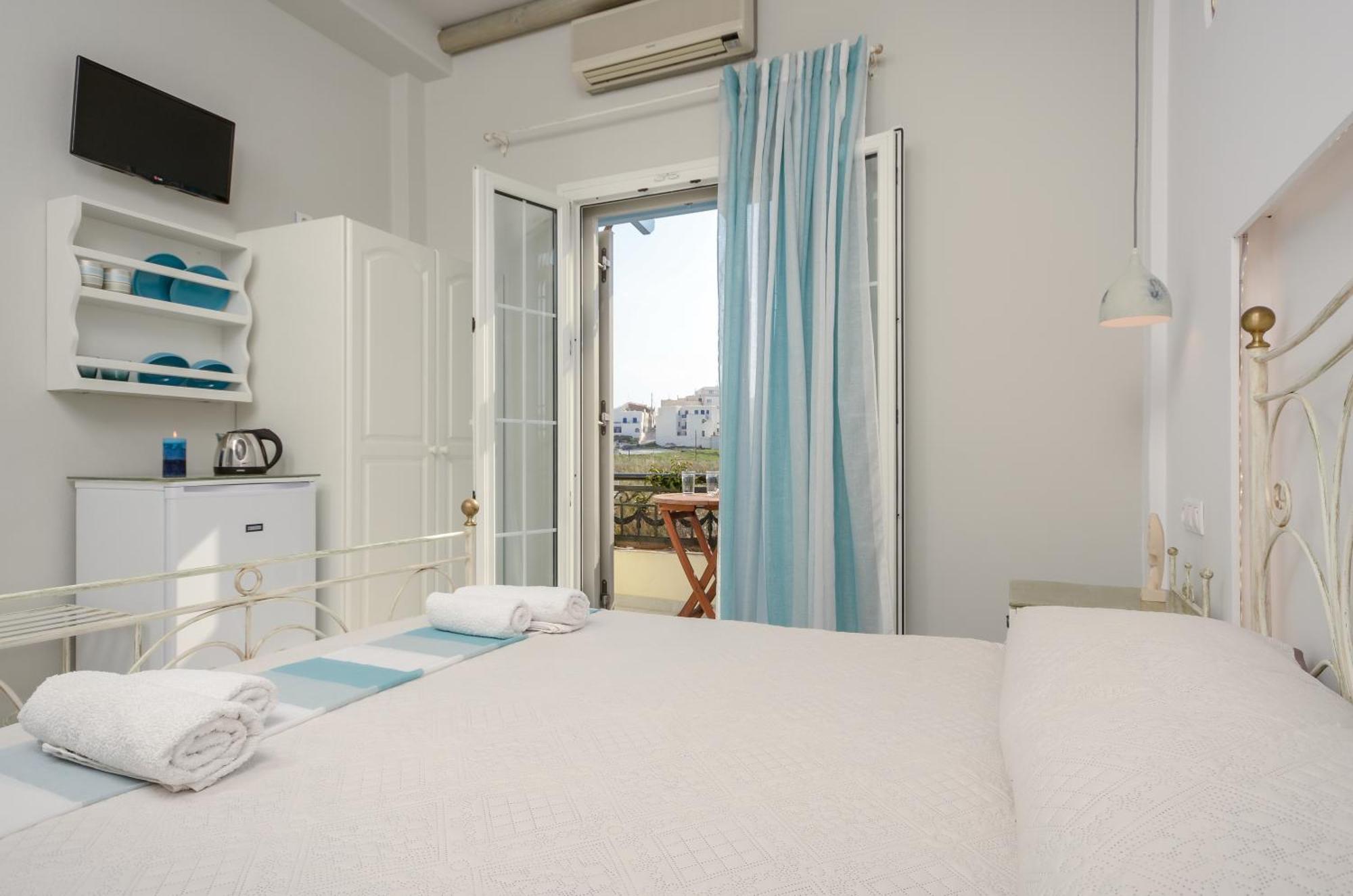 Sofi Pension Naxos City Bagian luar foto